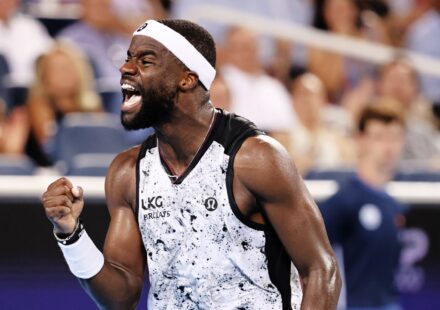 Frances Tiafoe atteint les demi-finales du Masters de Cincinnati après deux ans