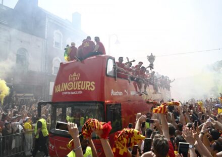 Le maire Sylvain Robert propose de faire du 22 mai un jour férié après la victoire de Lens