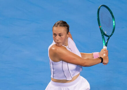 Anisimova surmonte Eala pour sa première victoire dans le Top 20 depuis février