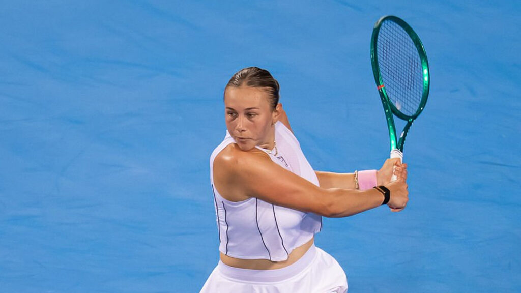 Anisimova surmonte Eala pour sa première victoire dans le Top 20 depuis février