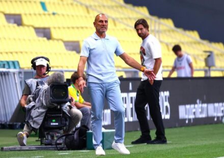Nantes et Michel Der Zakarian en quête de rédemption après un début chaotique en L2