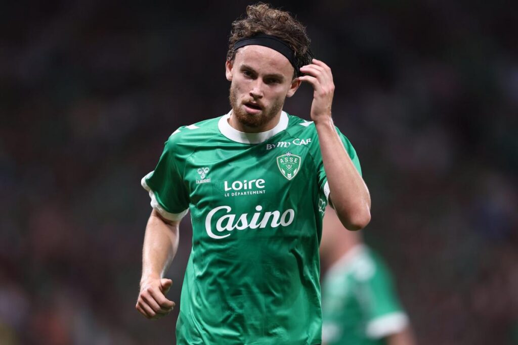 Jakob Breum blessé, une préoccupation pour Saint-Étienne