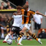 Aston Villa se rapproche de Zion Suzuki pour remplacer Emiliano Martínez