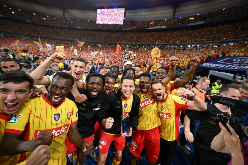 Lens remporte la Coupe de France après des décennies d&rsquo;attente
